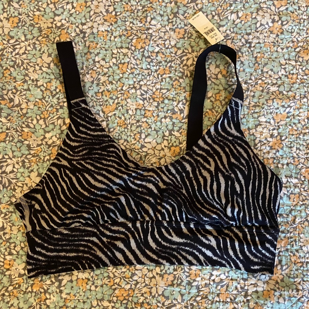 NWT Zebra print sports bra aerie, size medium